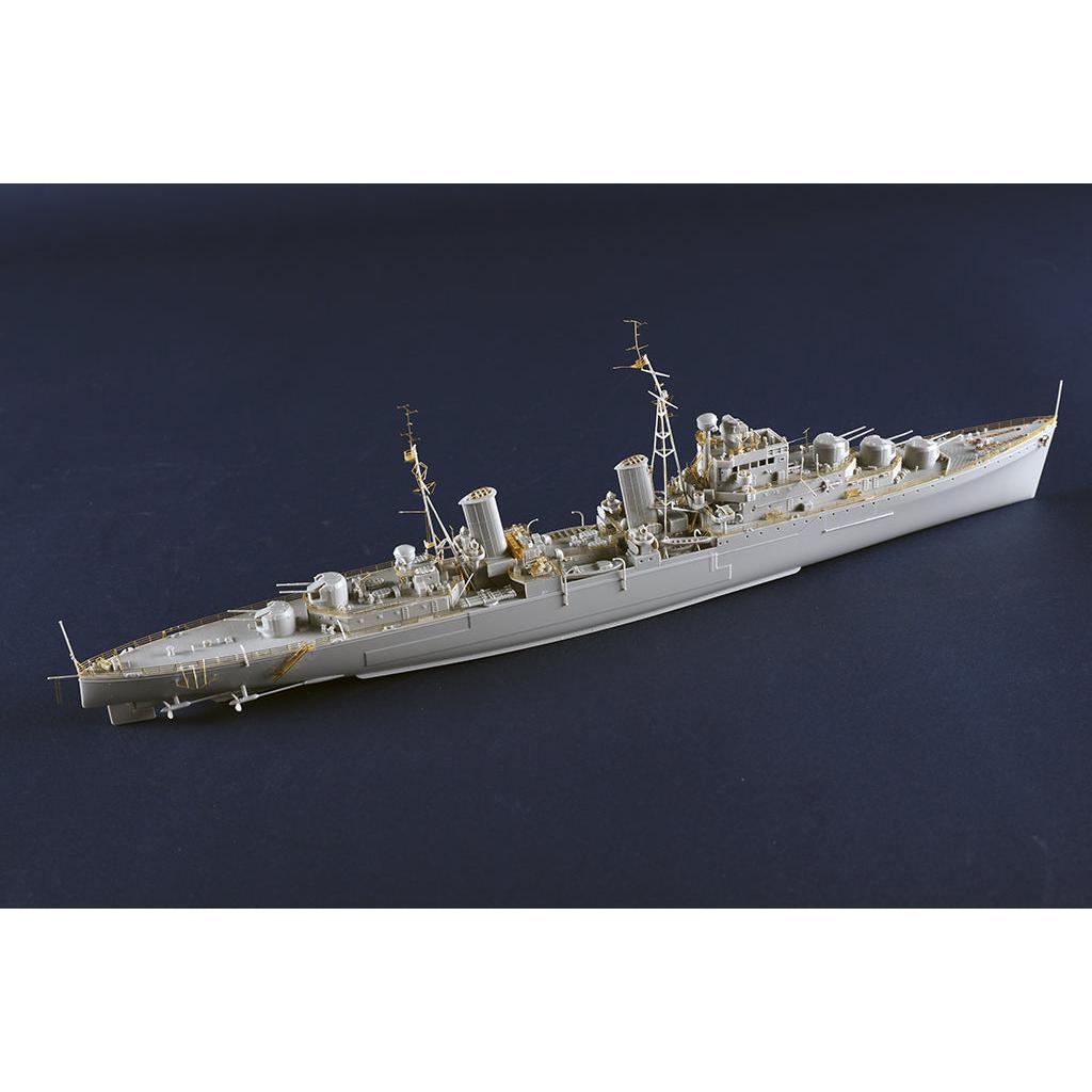 1/350 H.M.S. Naiad Dido-Class Light Cruiser Plastic Model Kit