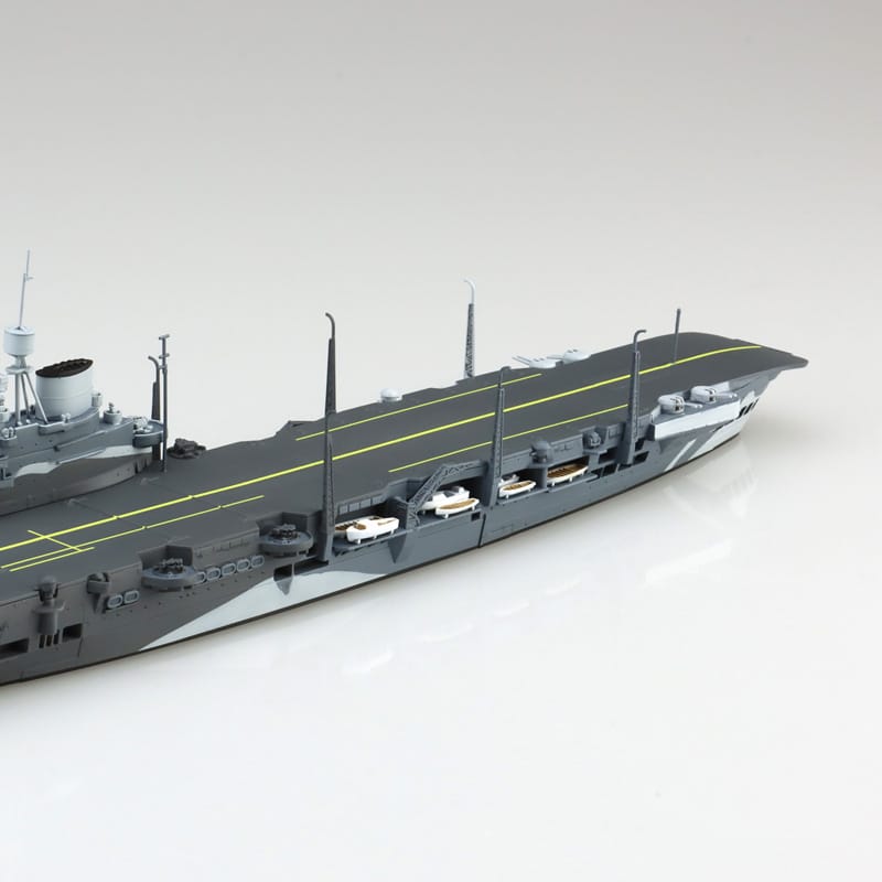 1/700 British Aircraft Carrier Illustrious