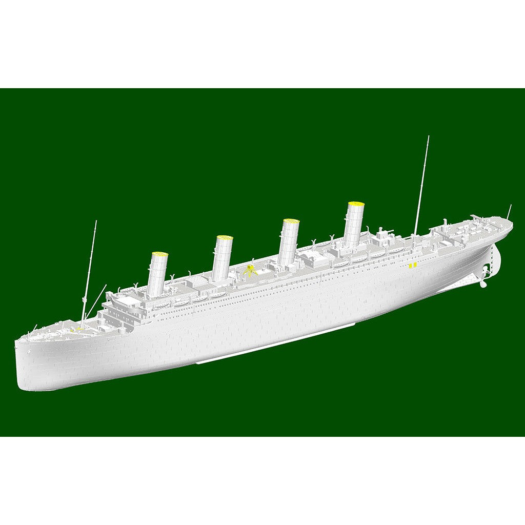 1/700 Titanic Plastic Model Kit