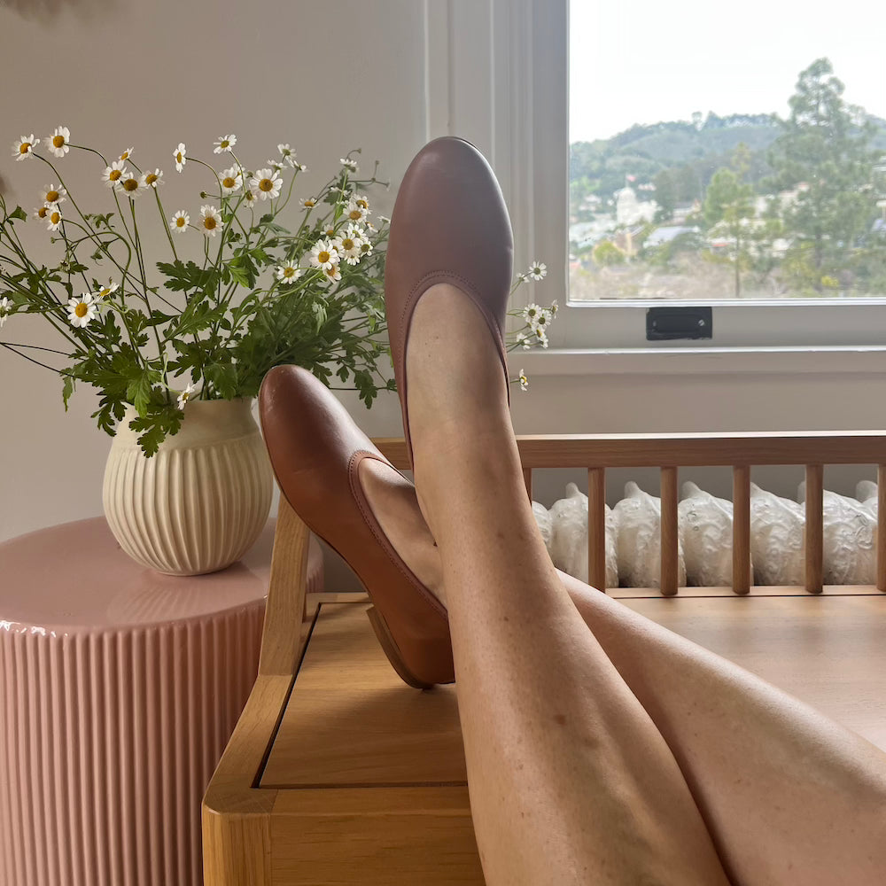 Valleria Leather Flats Café - Last Chance